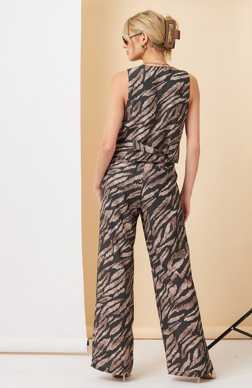 ANIMAL PRINT PANTS SET