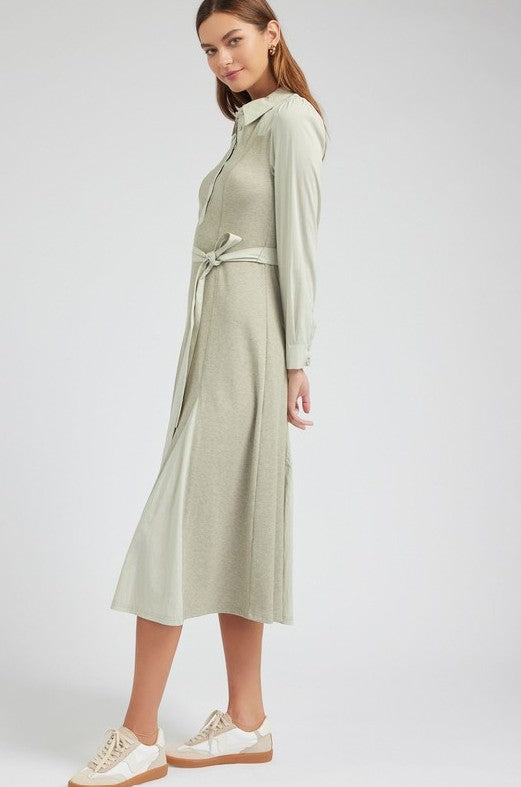 MIXED FABRIC COLLARED MIDI DRESS