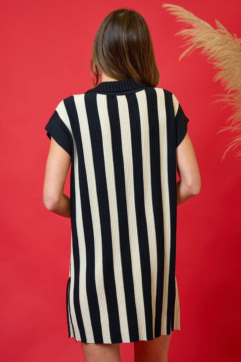 Robe en tricot côtelé à rayures