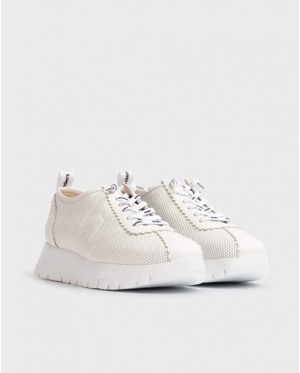 BASKETS DE STYLE URBAIN