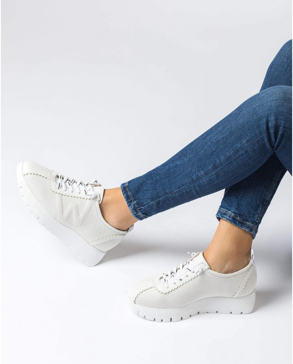 BASKETS DE STYLE URBAIN