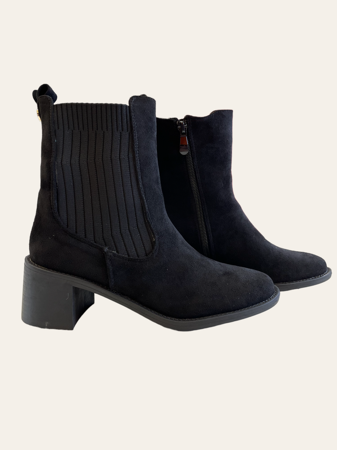 BOTTINES EN TISSU AU SENS DU DAIM