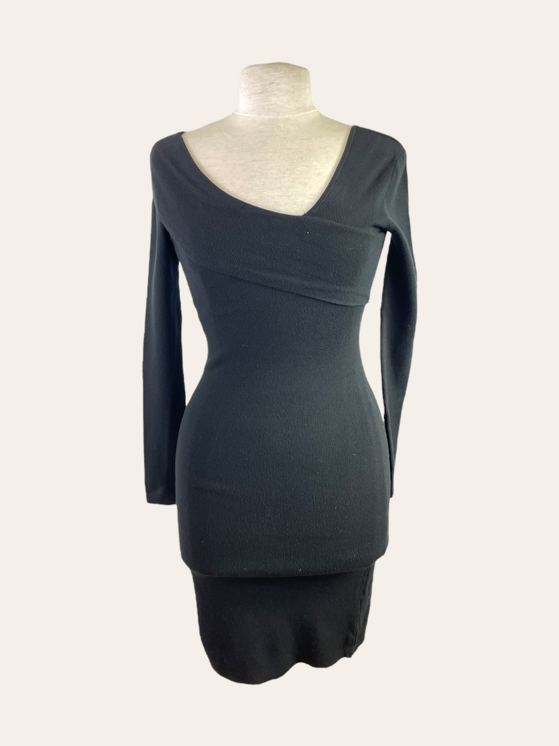 OFF SHOULDER DRESS