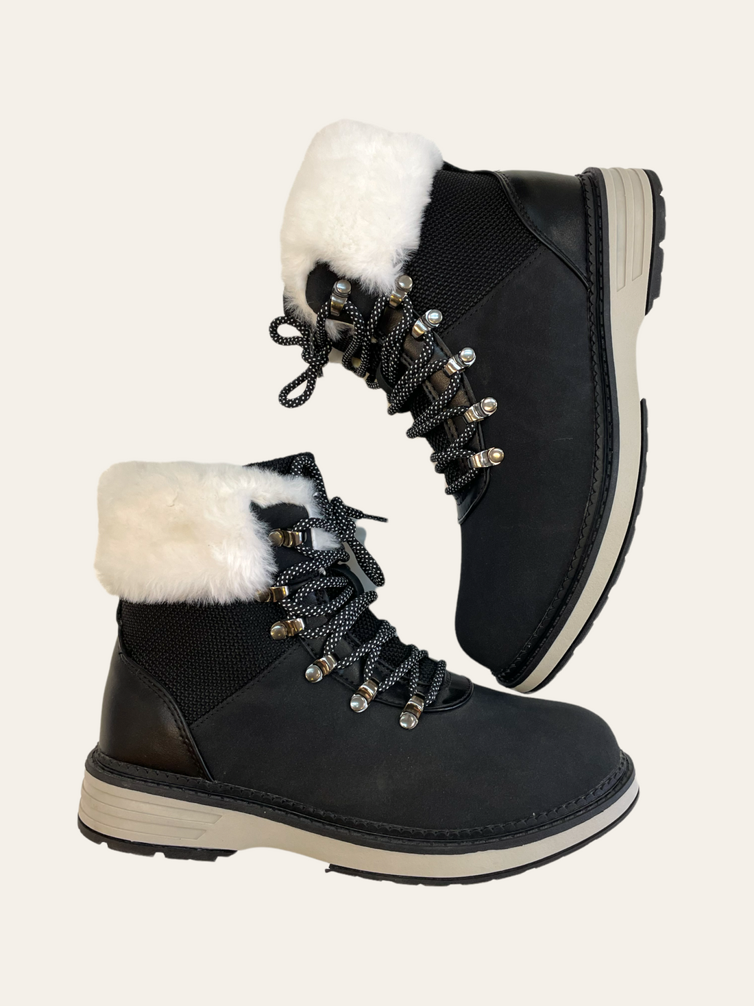 FAUX FUR LINED BOOT